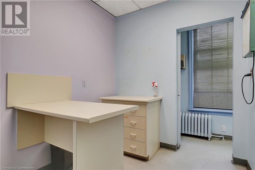 204 King Street E, Cambridge, Ontario  N3H 3M6 - Photo 13 - 40680668