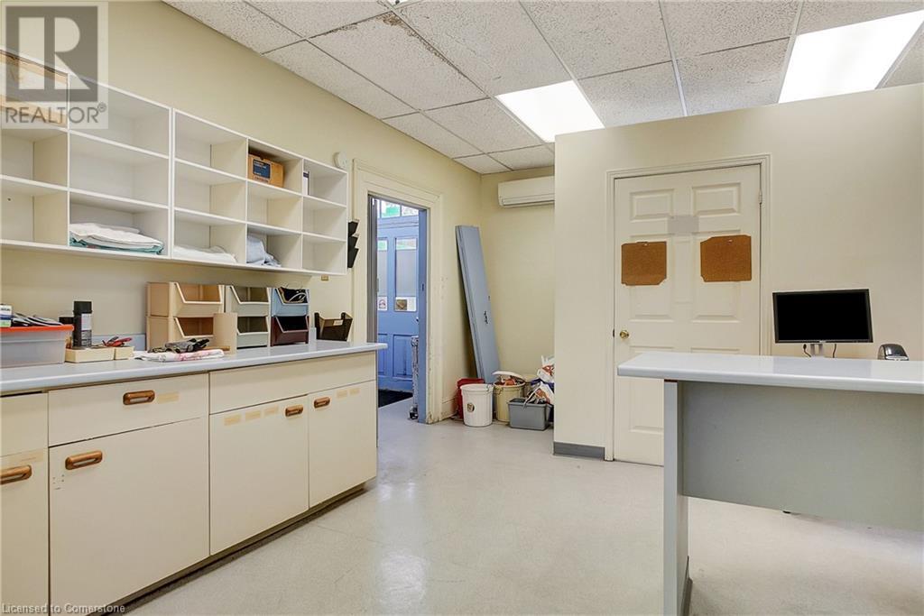 204 King Street E, Cambridge, Ontario  N3H 3M6 - Photo 17 - 40680668