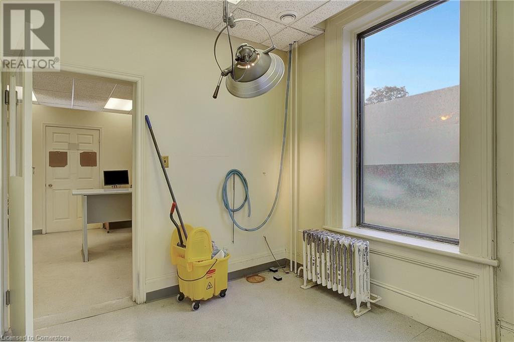 204 King Street E, Cambridge, Ontario  N3H 3M6 - Photo 19 - 40680668