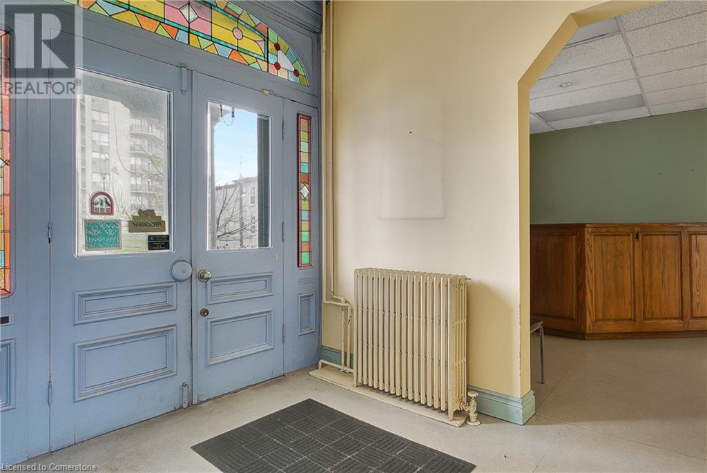 204 King Street E, Cambridge, Ontario  N3H 3M6 - Photo 5 - 40680668