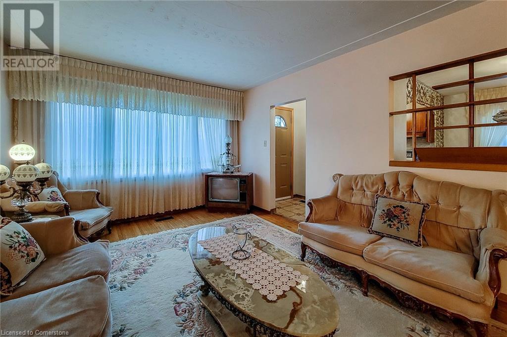 923 Upper Ottawa Street, Hamilton, Ontario  L8T 3V6 - Photo 9 - 40680911