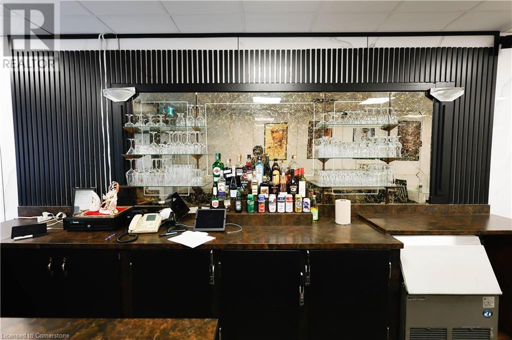 390 Richmond E/s Street, London, Ontario  N6A 3C9 - Photo 6 - 40680932