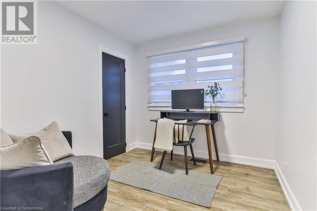 55 Deschene AvenueHamilton, Ontario  L9A 3J8 - Photo 27 - 40680913