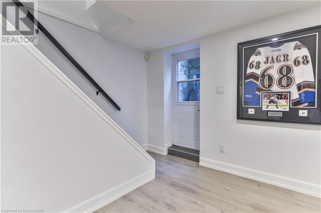 55 Deschene AvenueHamilton, Ontario  L9A 3J8 - Photo 29 - 40680913