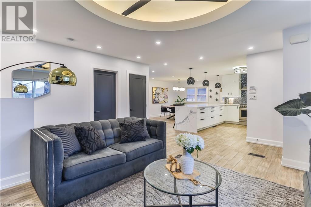 55 Deschene AvenueHamilton, Ontario  L9A 3J8 - Photo 7 - 40680913