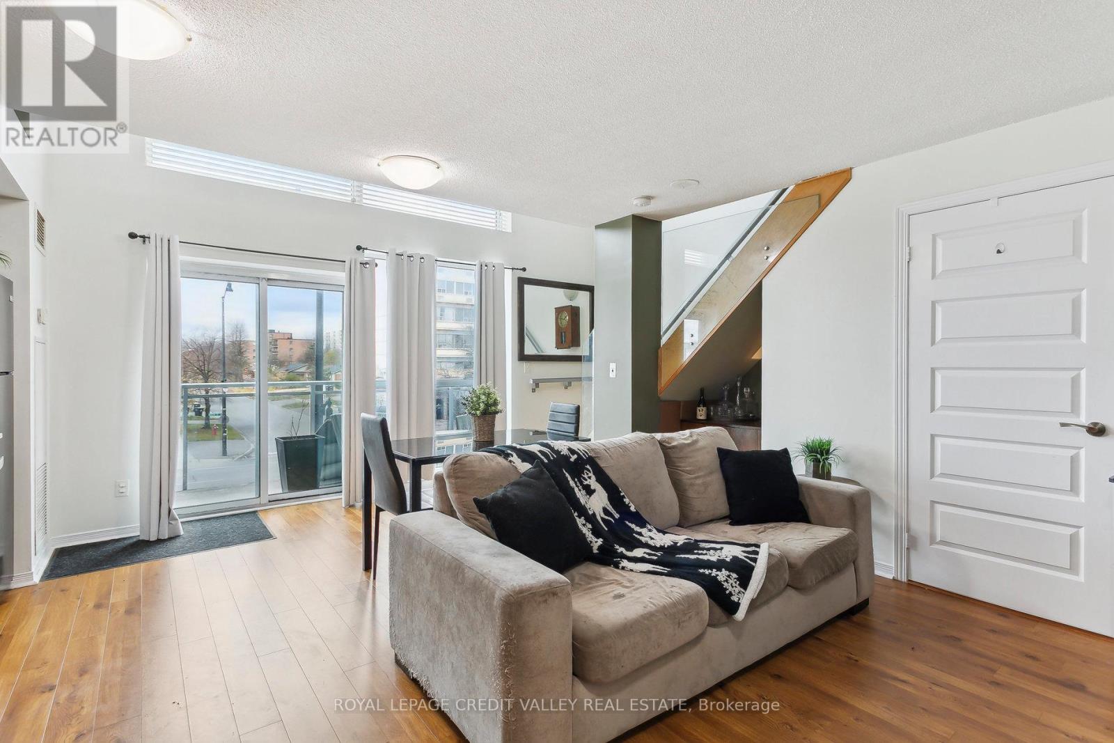 Property at 217 - 215 QUEEN STREET image 5