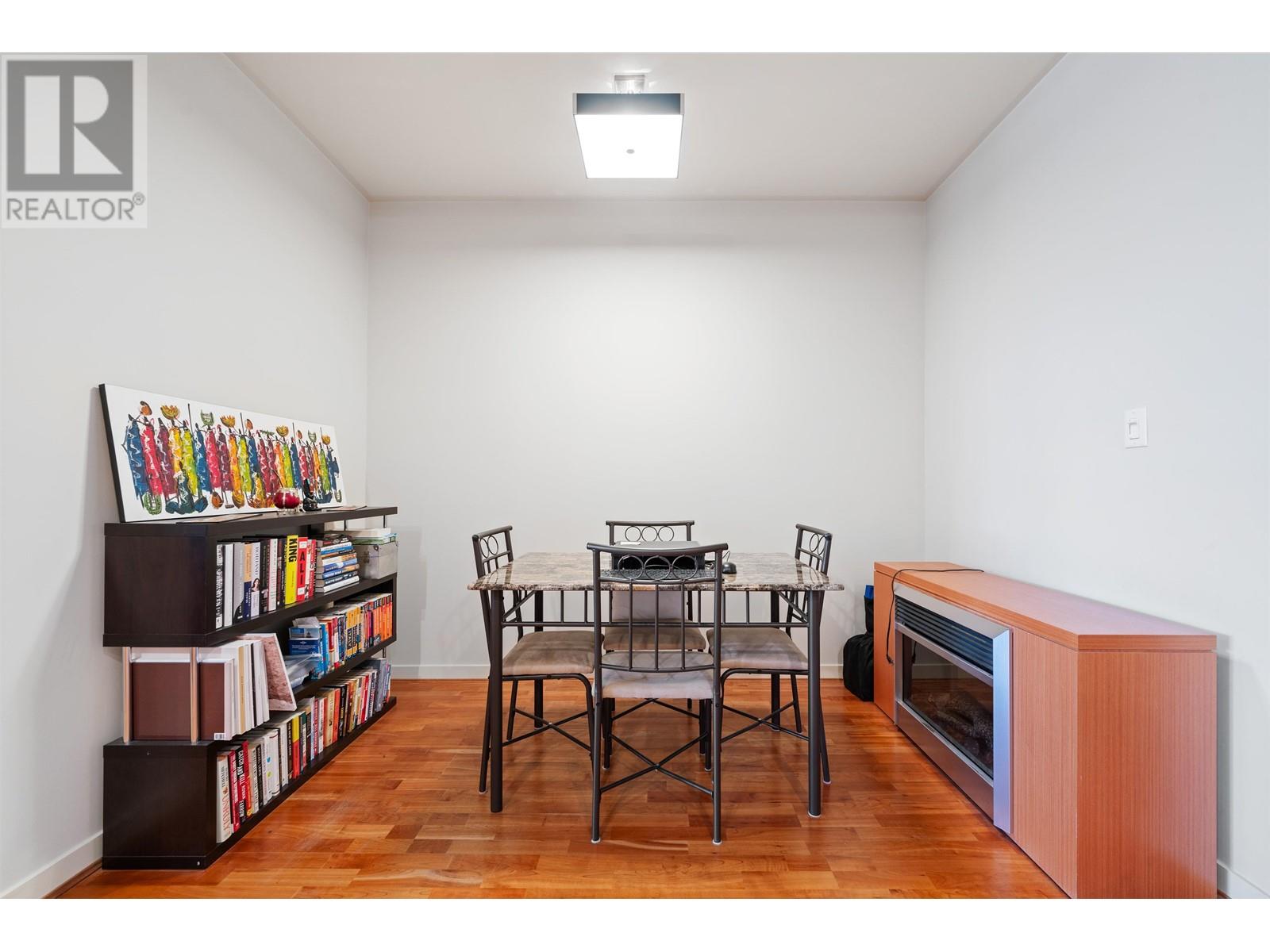 Listing Picture 14 of 33 : 1501 1333 W GEORGIA STREET, Vancouver / 溫哥華 - 魯藝地產 Yvonne Lu Group - MLS Medallion Club Member