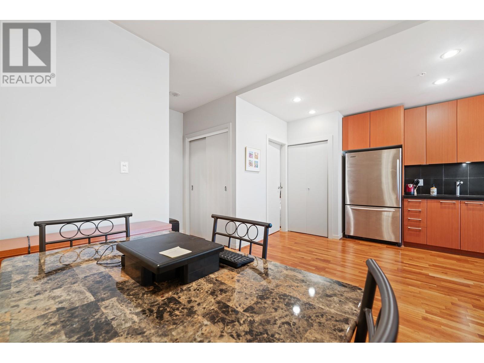 Listing Picture 15 of 33 : 1501 1333 W GEORGIA STREET, Vancouver / 溫哥華 - 魯藝地產 Yvonne Lu Group - MLS Medallion Club Member