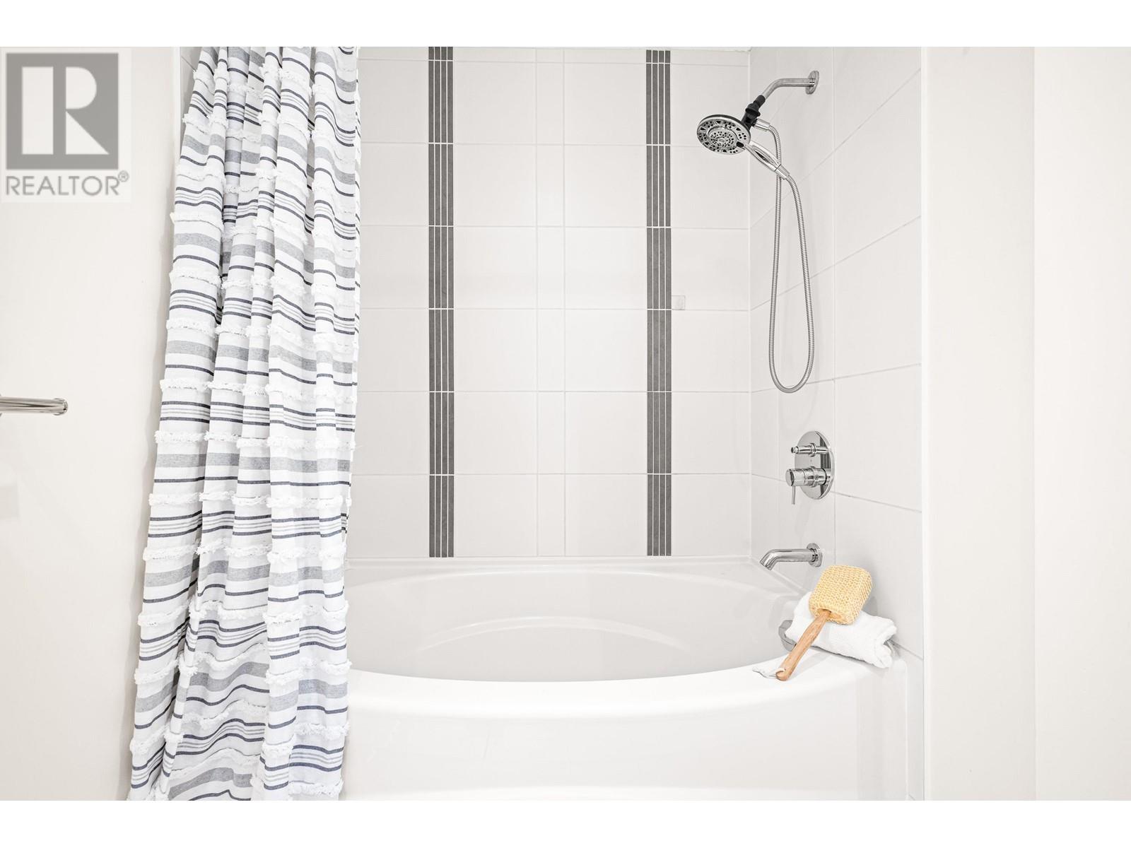 409 701 Klahanie Drive, Port Moody, British Columbia V3H 5L6 - Photo 21 - R2946734