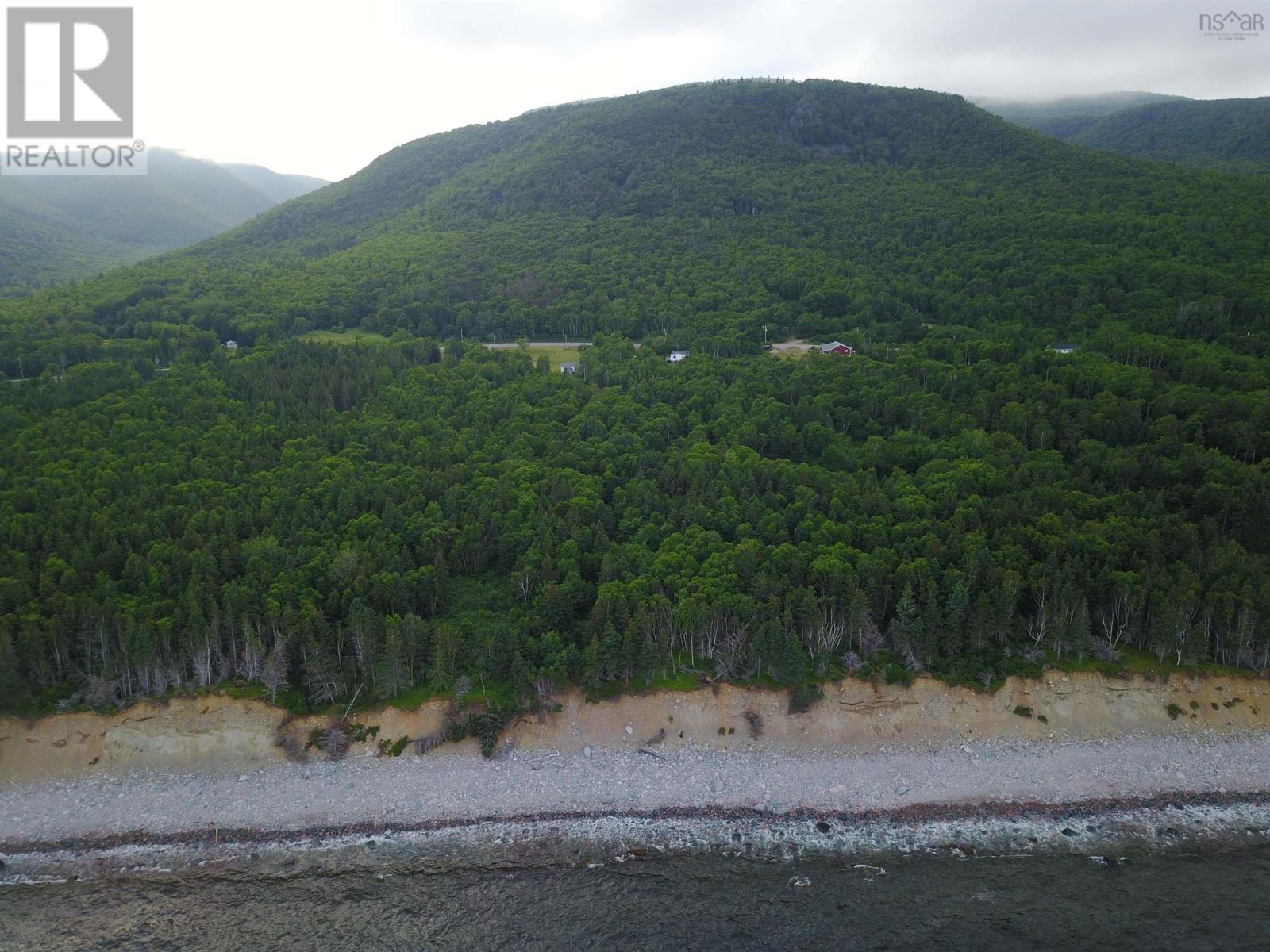 41251 Cabot Trail, Wreck Cove, Nova Scotia  B0C 1H0 - Photo 6 - 202416401