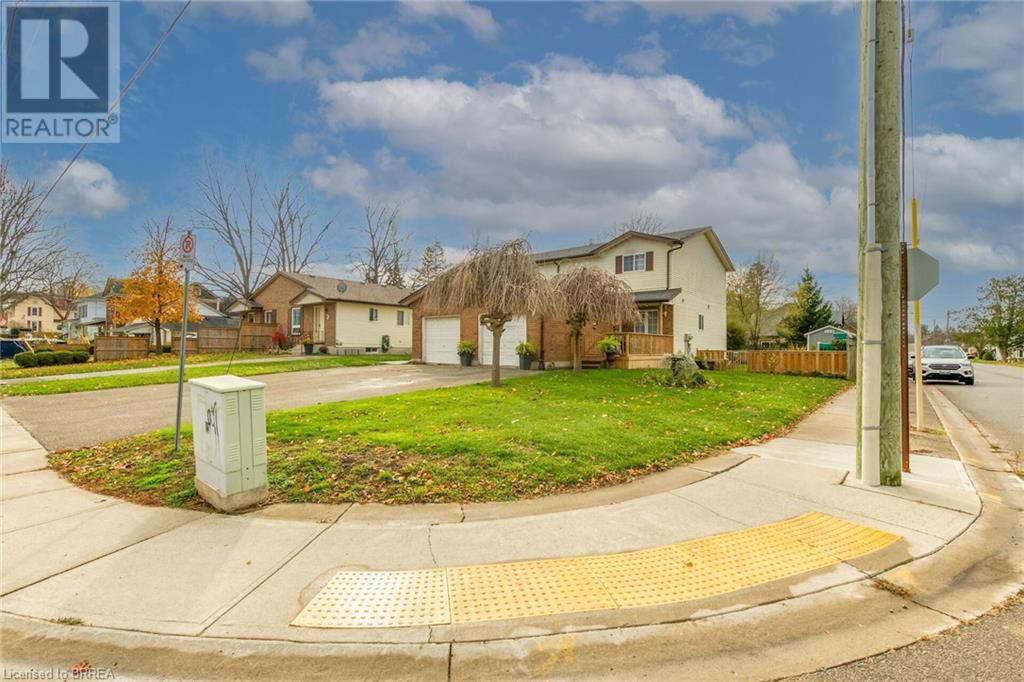 62 St James Street S, Waterford, Ontario  N0E 1Y0 - Photo 3 - 40680098