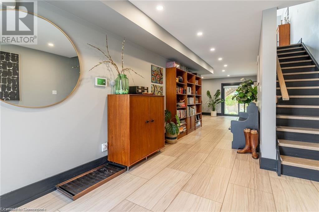 46 Jarvis Street, Brantford, Ontario  N3T 4A8 - Photo 5 - 40680847