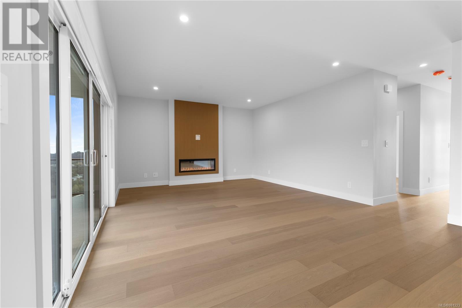 Property at 1406 Sandstone Lane image 5