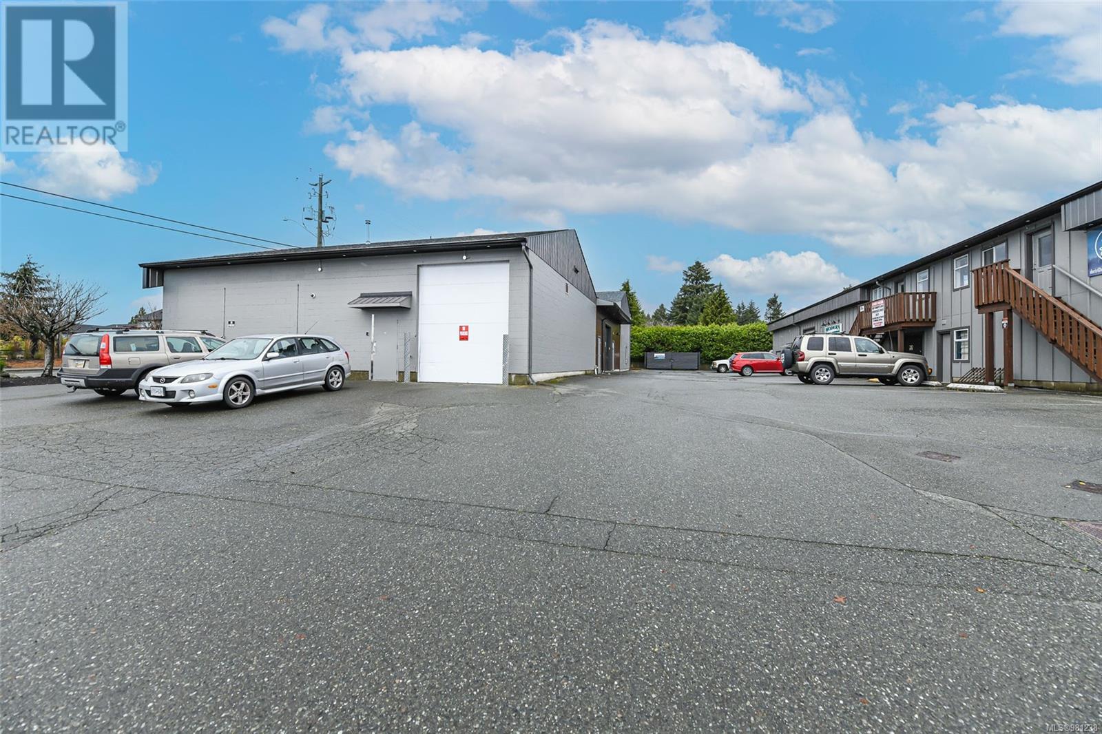 821 Shamrock Pl, Comox, British Columbia  V9M 4G4 - Photo 13 - 981238