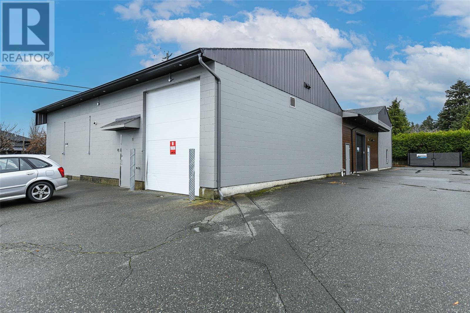 821 Shamrock Pl, Comox, British Columbia  V9M 4G4 - Photo 14 - 981238