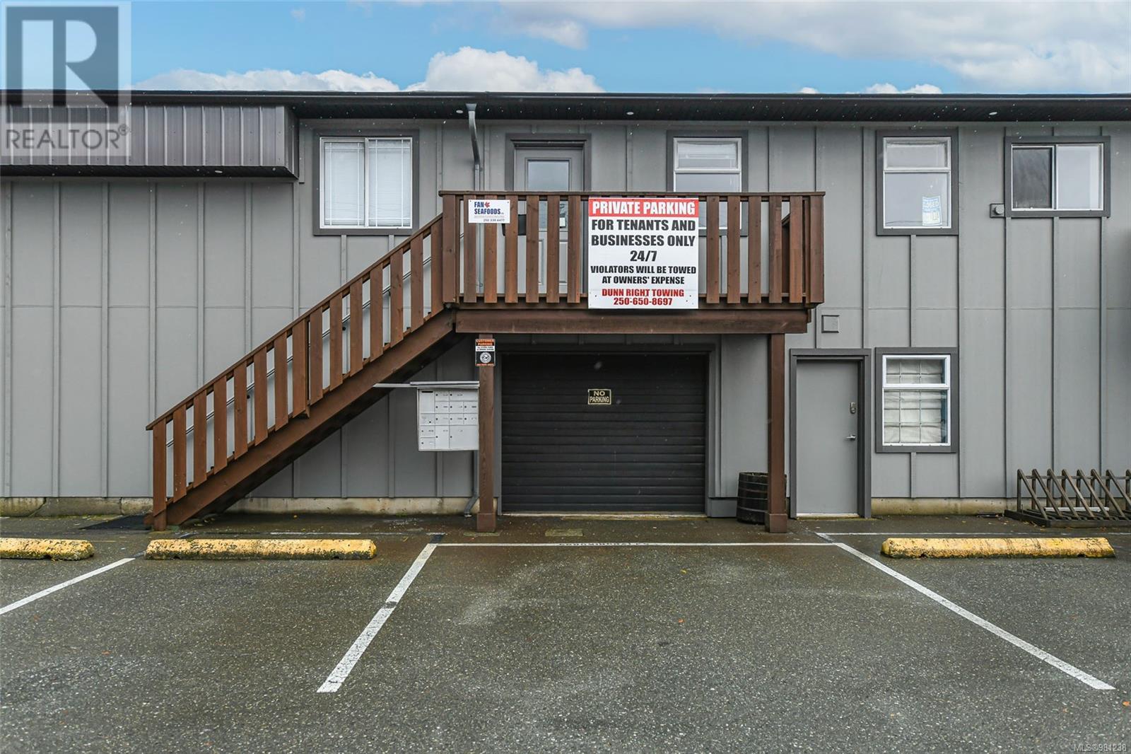 821 Shamrock Pl, Comox, British Columbia  V9M 4G4 - Photo 7 - 981238