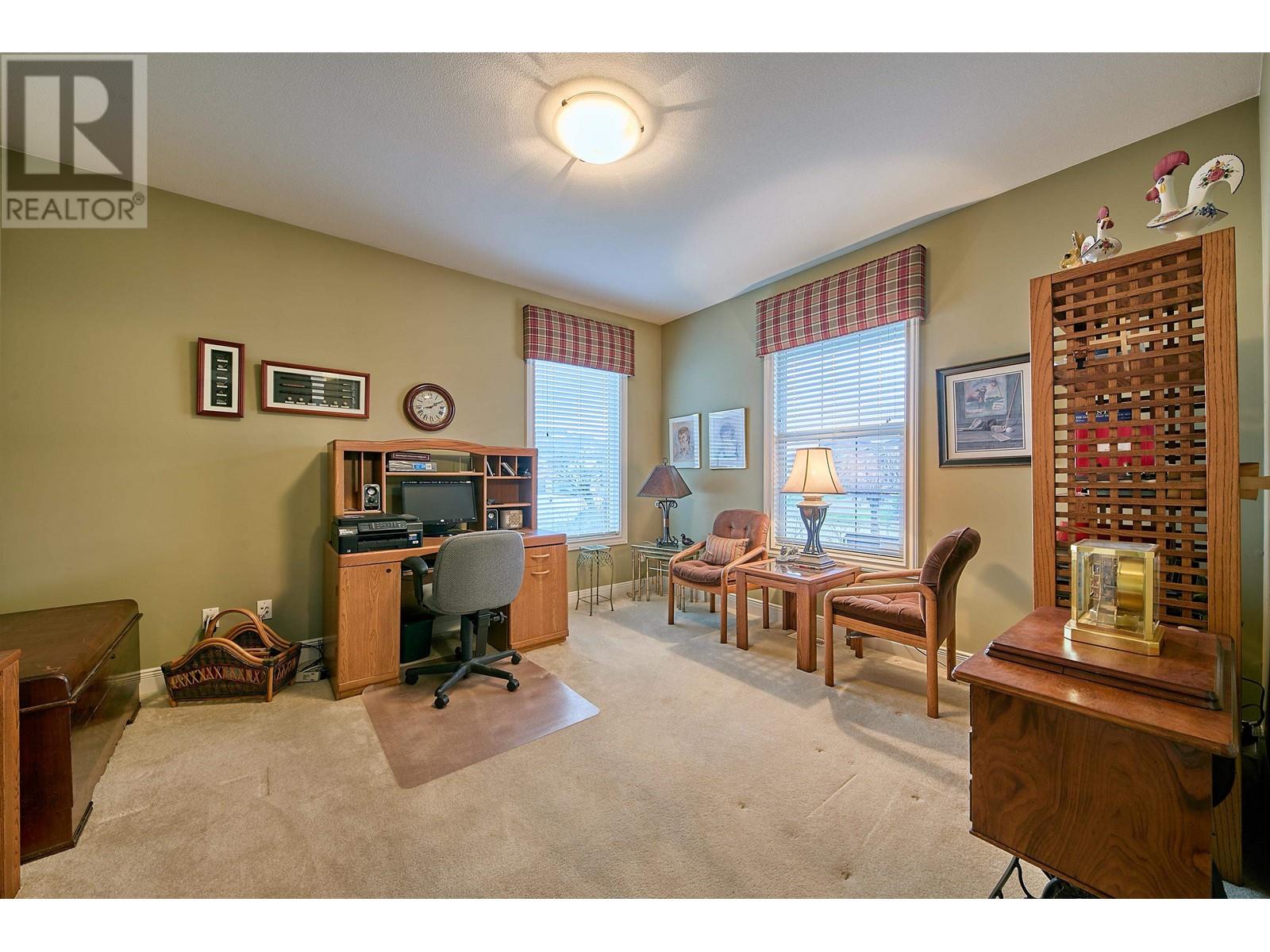 135 19639 Meadow Gardens Way, Pitt Meadows, British Columbia  V3Y 2T5 - Photo 4 - R2946800