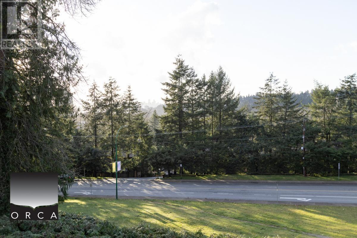 11 1811 Purcell Way, North Vancouver, British Columbia  V7J 3H4 - Photo 6 - R2946789