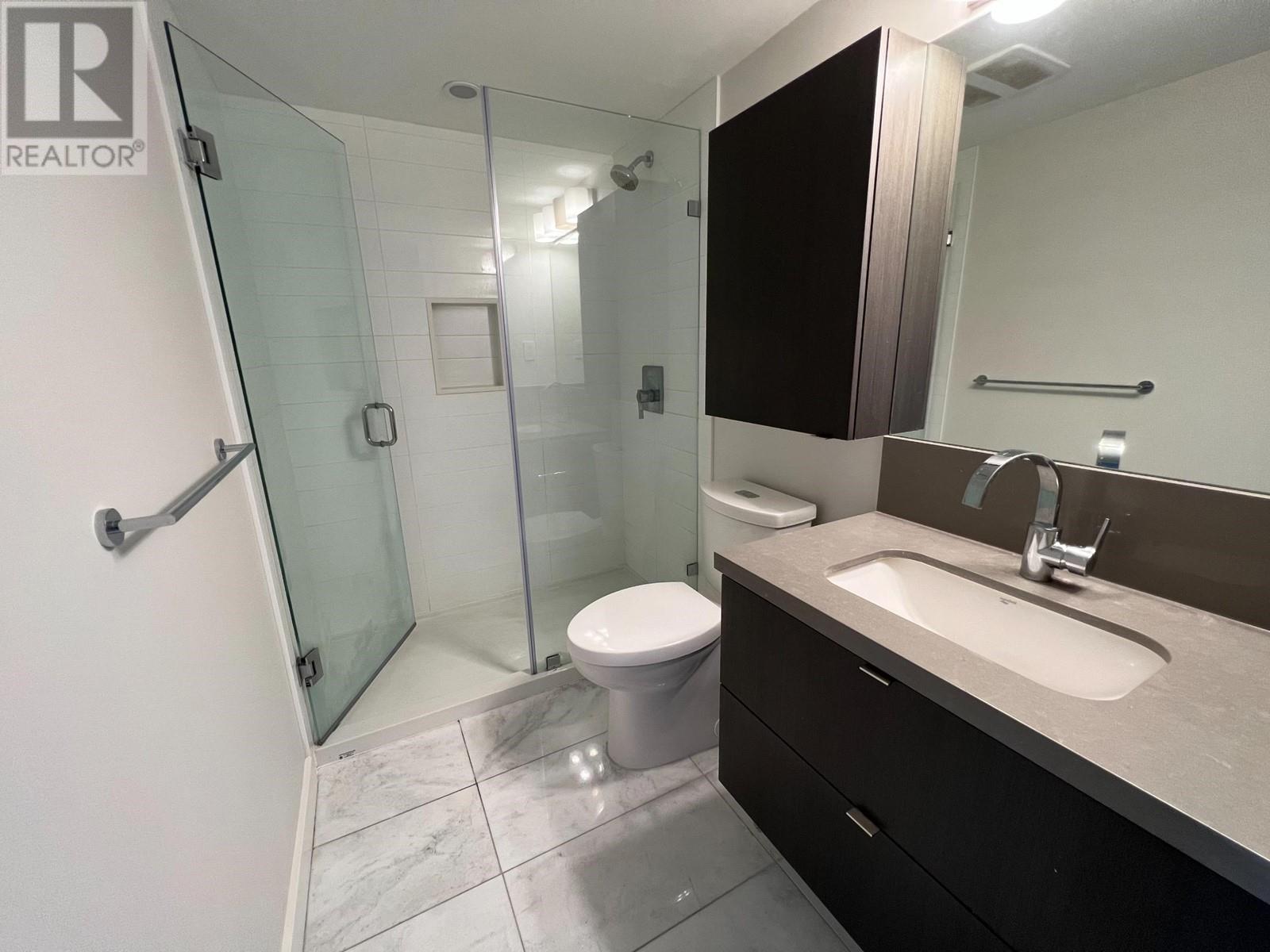 Listing Picture 11 of 19 : 2002 8189 CAMBIE STREET, Vancouver / 溫哥華 - 魯藝地產 Yvonne Lu Group - MLS Medallion Club Member