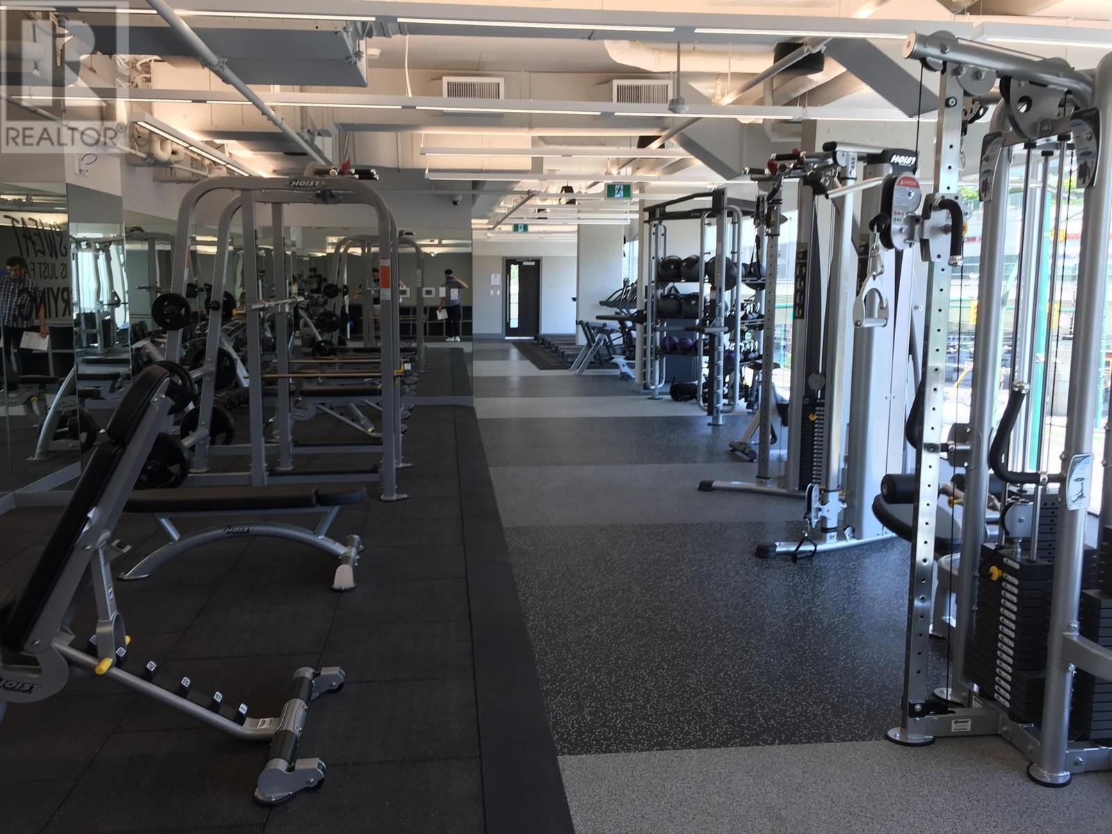 Listing Picture 14 of 19 : 2002 8189 CAMBIE STREET, Vancouver / 溫哥華 - 魯藝地產 Yvonne Lu Group - MLS Medallion Club Member