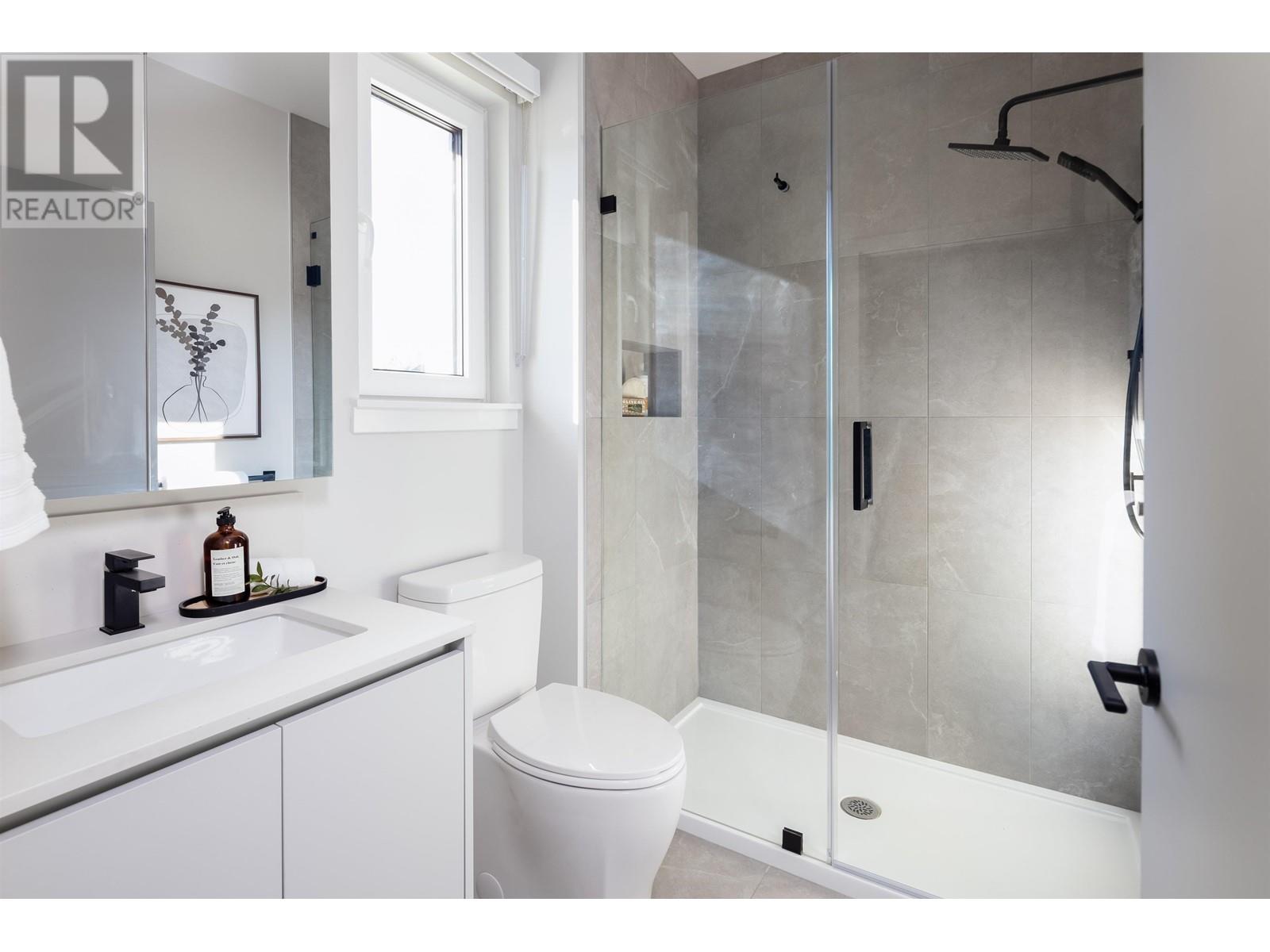 1363 E 21st Avenue, Vancouver, British Columbia  V5V 1T1 - Photo 12 - R2946384