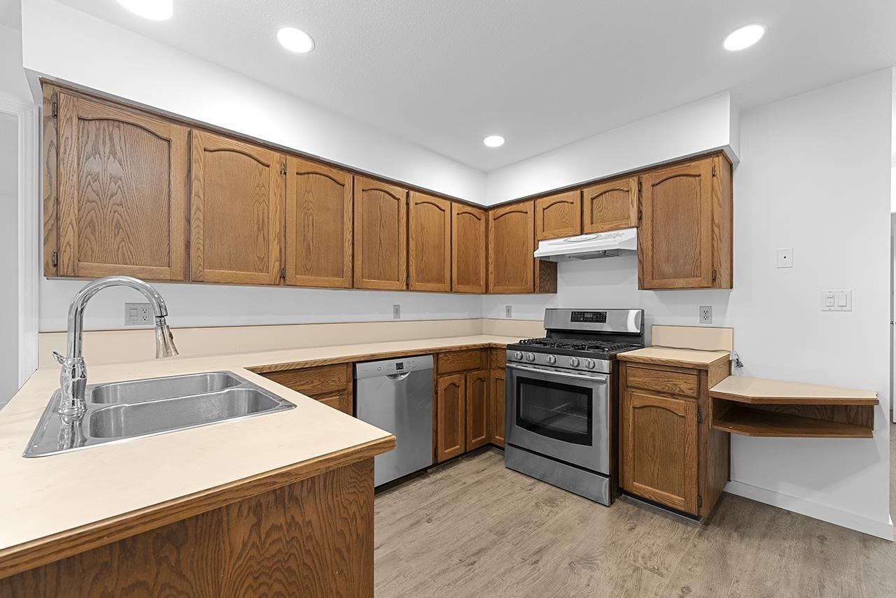 2522 Grosvenor Place, Abbotsford, British Columbia  V2S 6R5 - Photo 8 - R2935330
