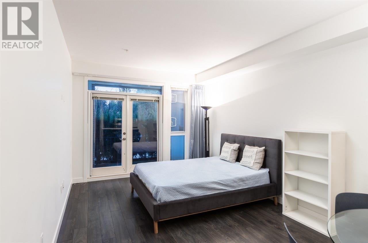 Listing Picture 4 of 16 : 111 6677 CAMBIE STREET, Vancouver / 溫哥華 - 魯藝地產 Yvonne Lu Group - MLS Medallion Club Member