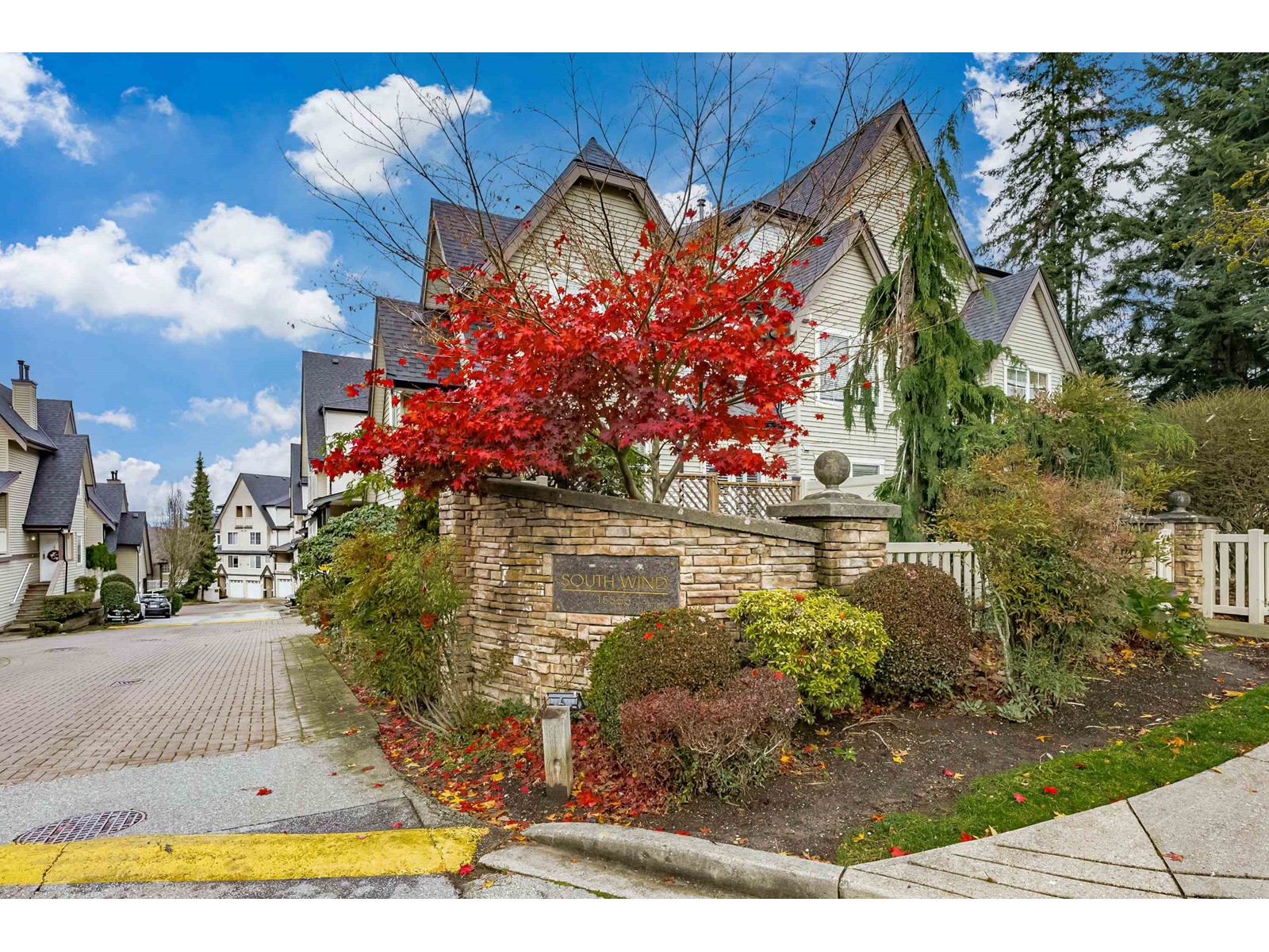 Property at 22 15355 26 AVENUE image 2