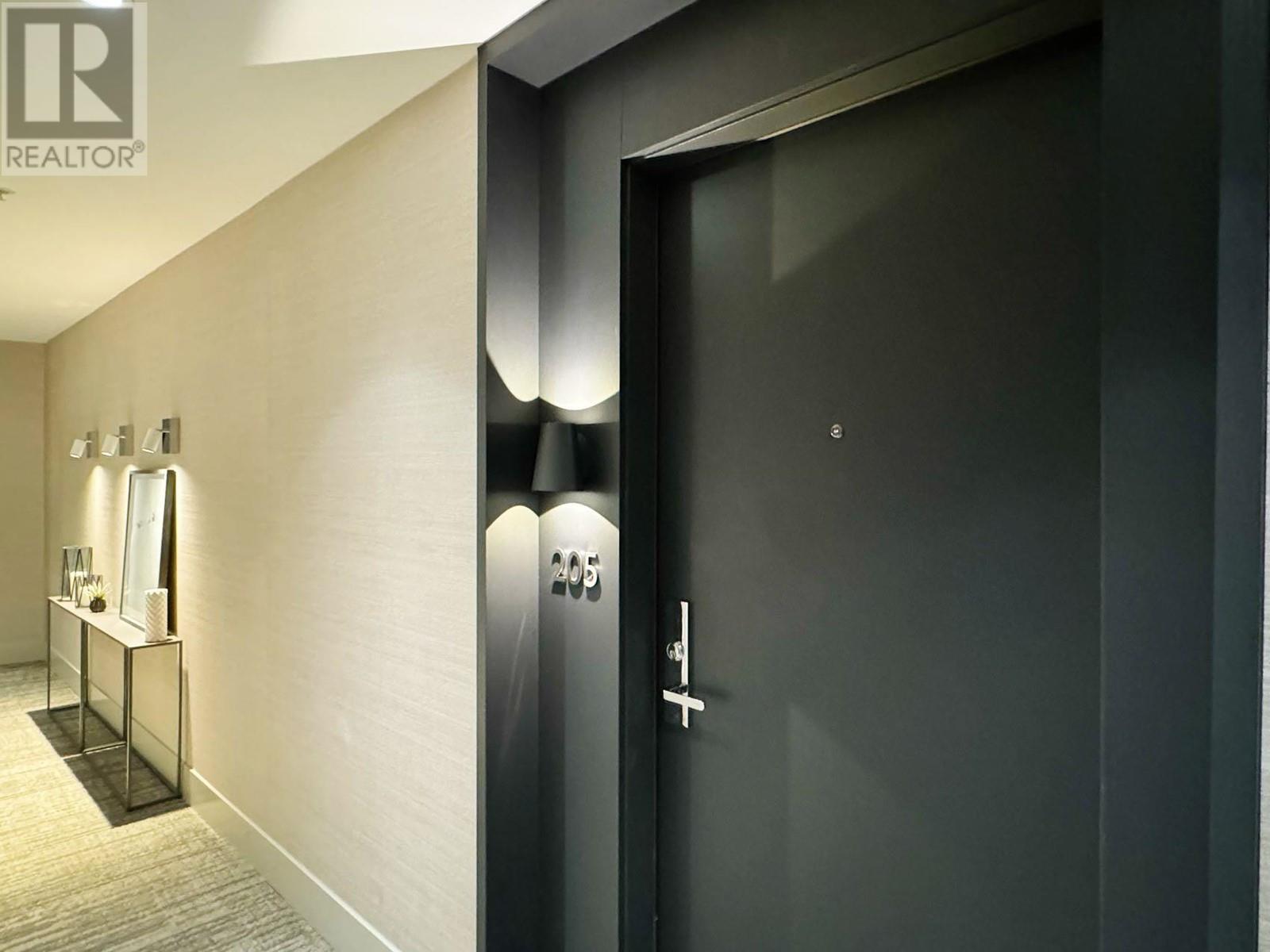 205 6333 WEST BOULEVARD, Vancouver