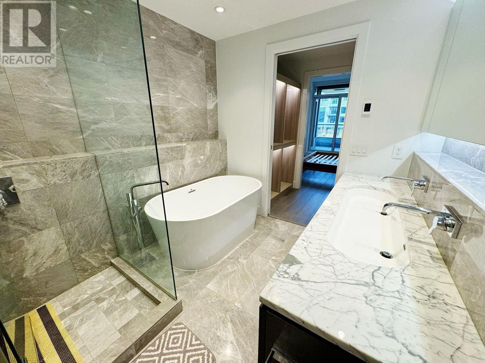 Listing Picture 20 of 34 : 205 6333 WEST BOULEVARD, Vancouver / 溫哥華 - 魯藝地產 Yvonne Lu Group - MLS Medallion Club Member