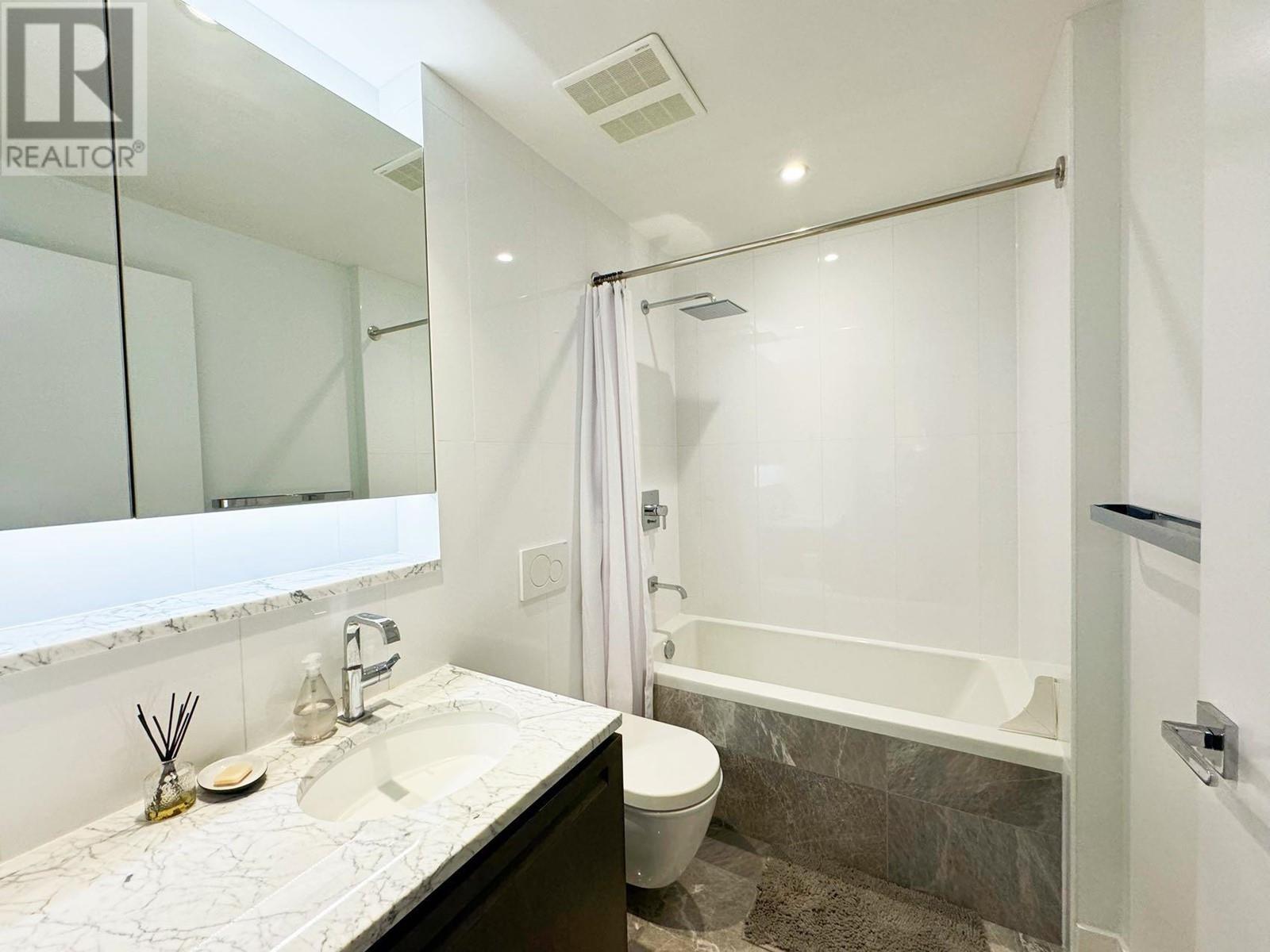 Listing Picture 24 of 34 : 205 6333 WEST BOULEVARD, Vancouver / 溫哥華 - 魯藝地產 Yvonne Lu Group - MLS Medallion Club Member