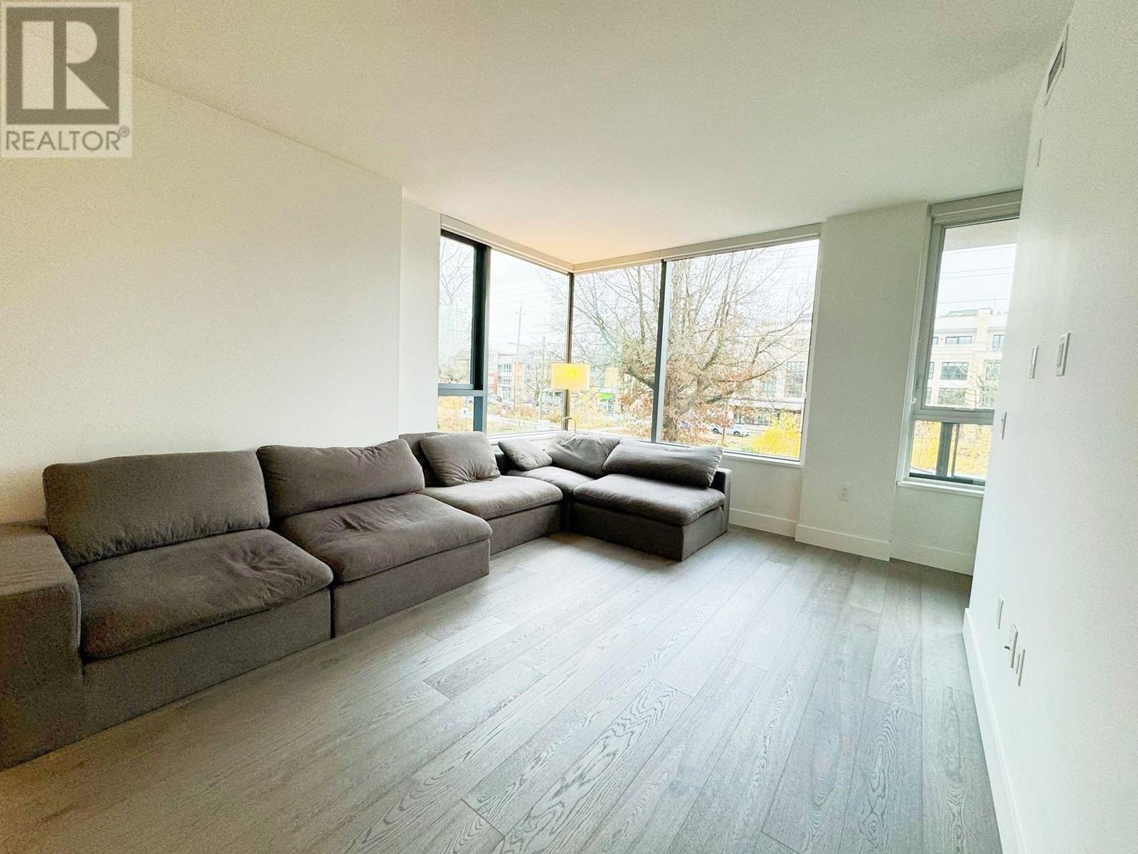 Listing Picture 5 of 34 : 205 6333 WEST BOULEVARD, Vancouver / 溫哥華 - 魯藝地產 Yvonne Lu Group - MLS Medallion Club Member