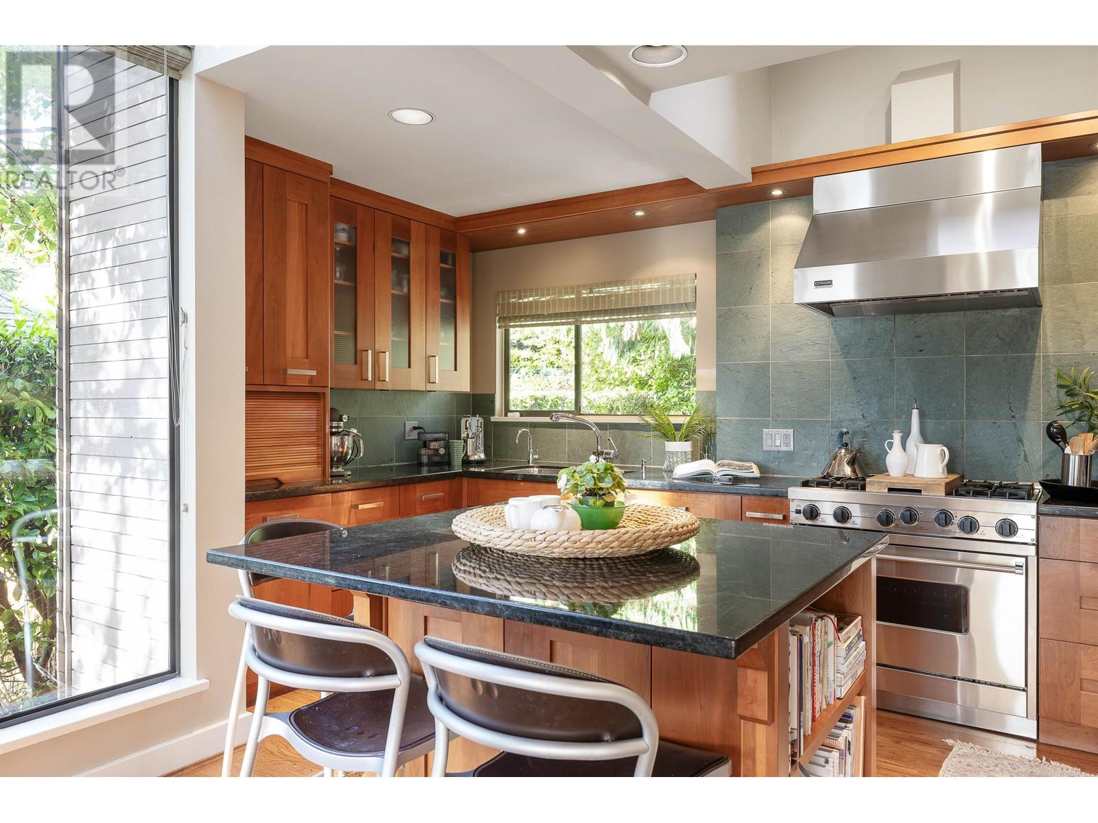 2708 Nelson Avenue, West Vancouver, British Columbia  V7V 2R9 - Photo 15 - R2946843