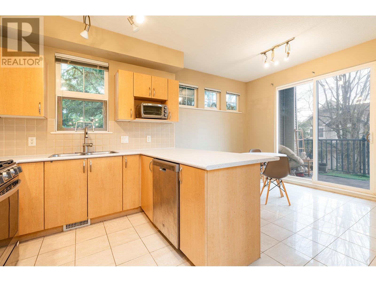 52 2978 Whisper Way, Coquitlam, British Columbia  V3E 3R8 - Photo 13 - R2946849