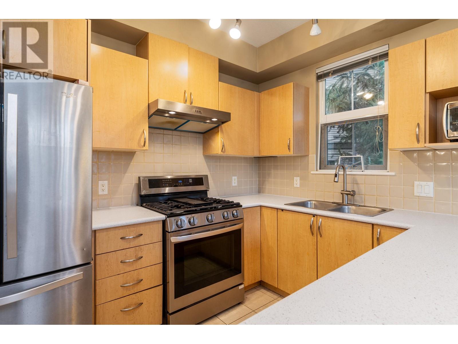 52 2978 Whisper Way, Coquitlam, British Columbia  V3E 3R8 - Photo 10 - R2946849