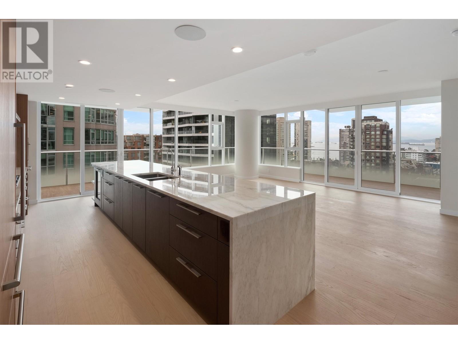 Listing Picture 7 of 32 : 1504 1335 HOWE STREET, Vancouver / 溫哥華 - 魯藝地產 Yvonne Lu Group - MLS Medallion Club Member