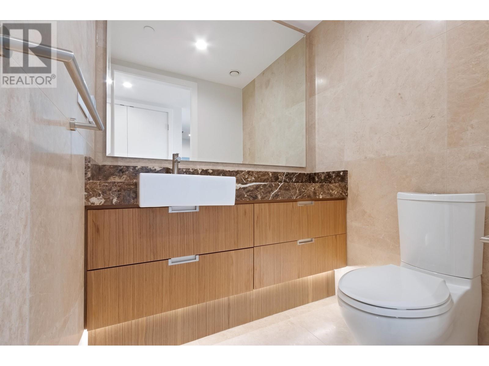 Listing Picture 17 of 32 : 1504 1335 HOWE STREET, Vancouver / 溫哥華 - 魯藝地產 Yvonne Lu Group - MLS Medallion Club Member