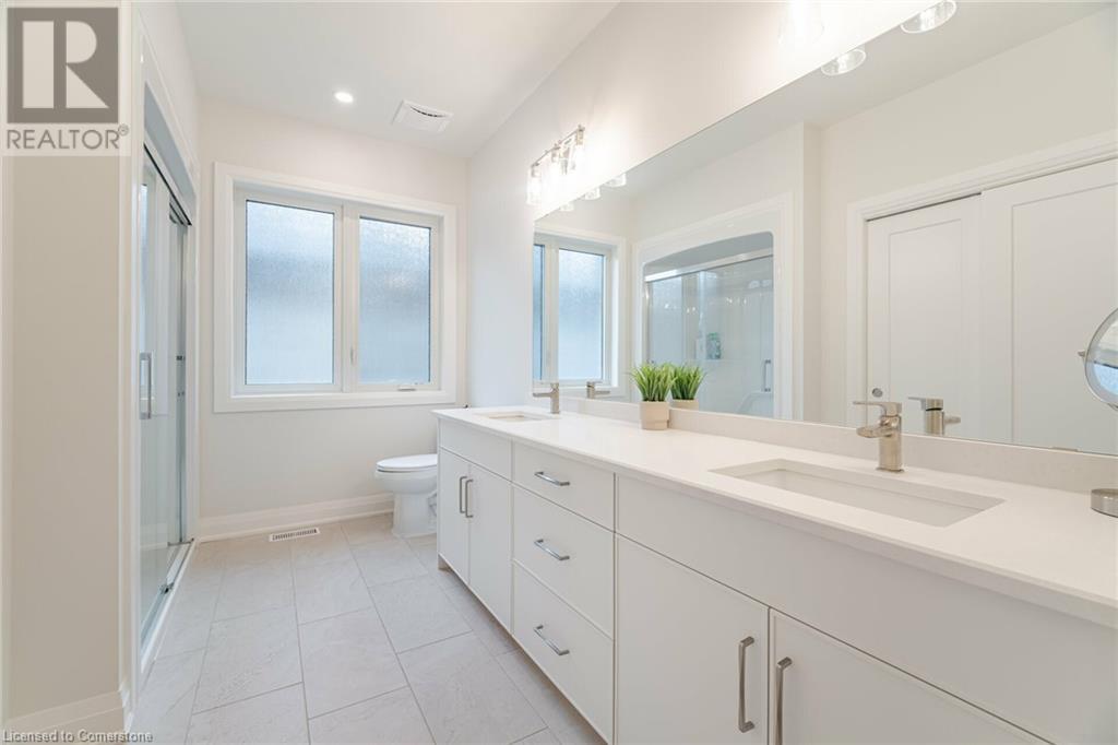 524 Old Course Trail Trail, Welland, Ontario  L3B 0L8 - Photo 13 - 40681002