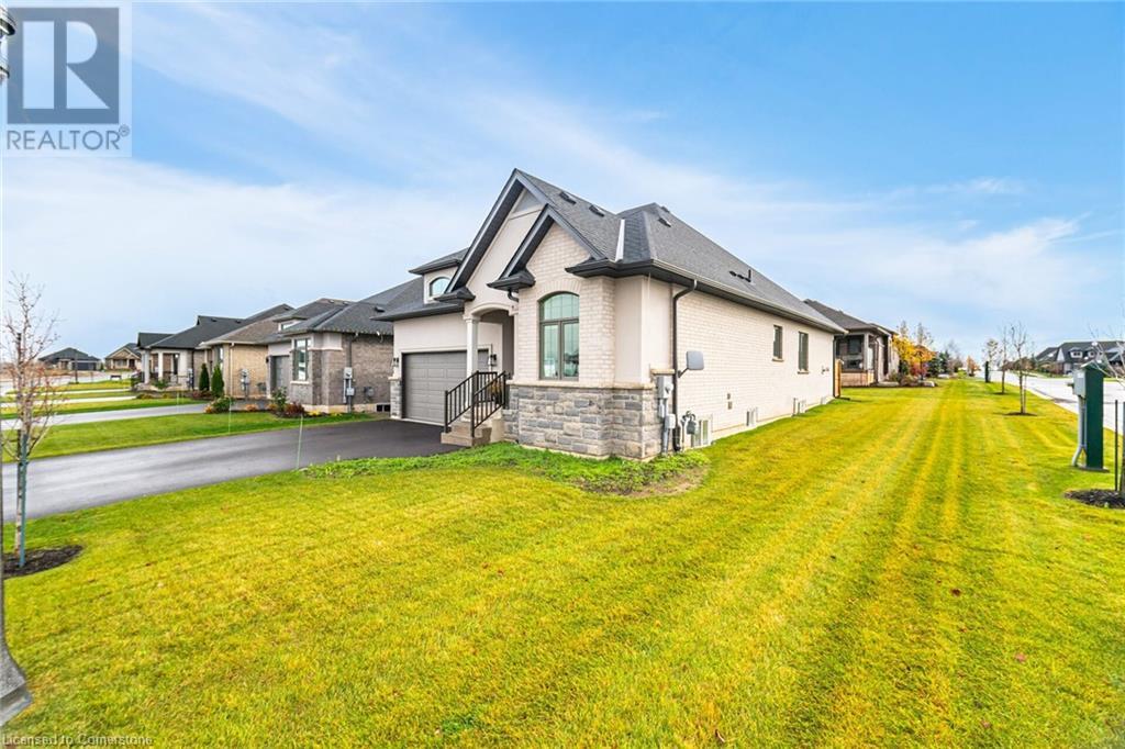 524 Old Course Trail Trail, Welland, Ontario  L3B 0L8 - Photo 2 - 40681002