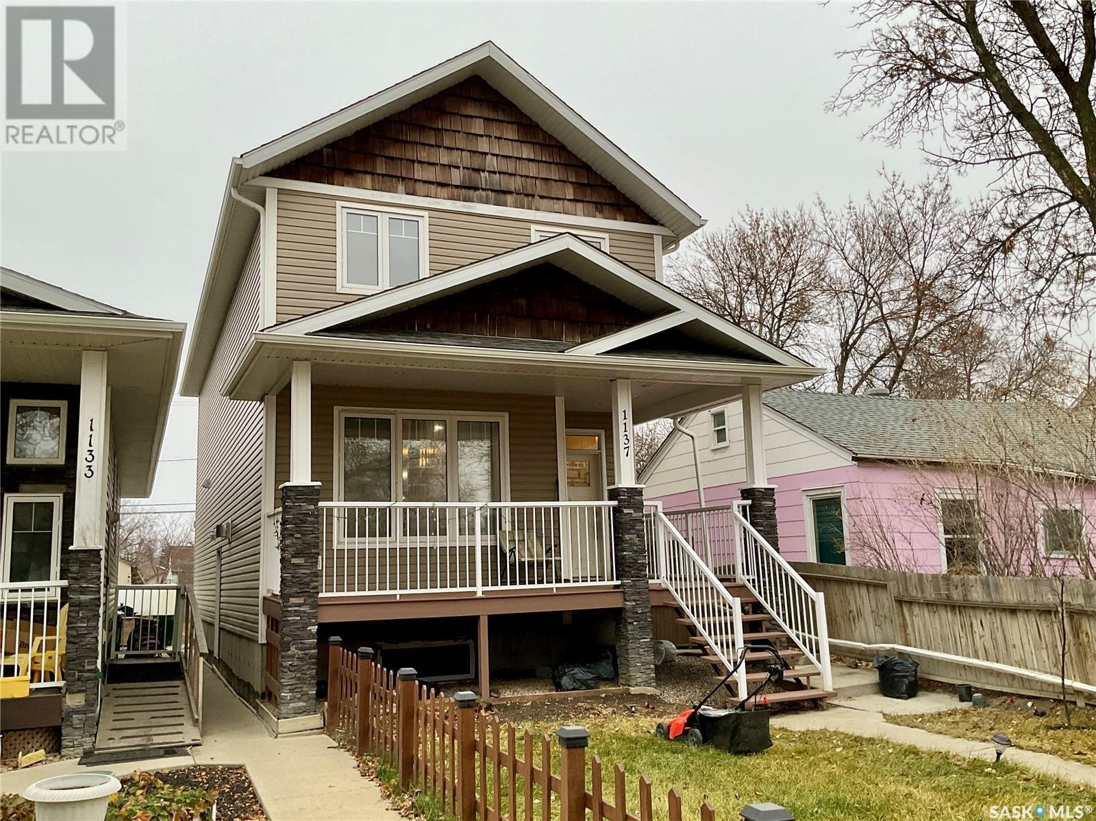 Property at 1137 Wallace STREET image 3