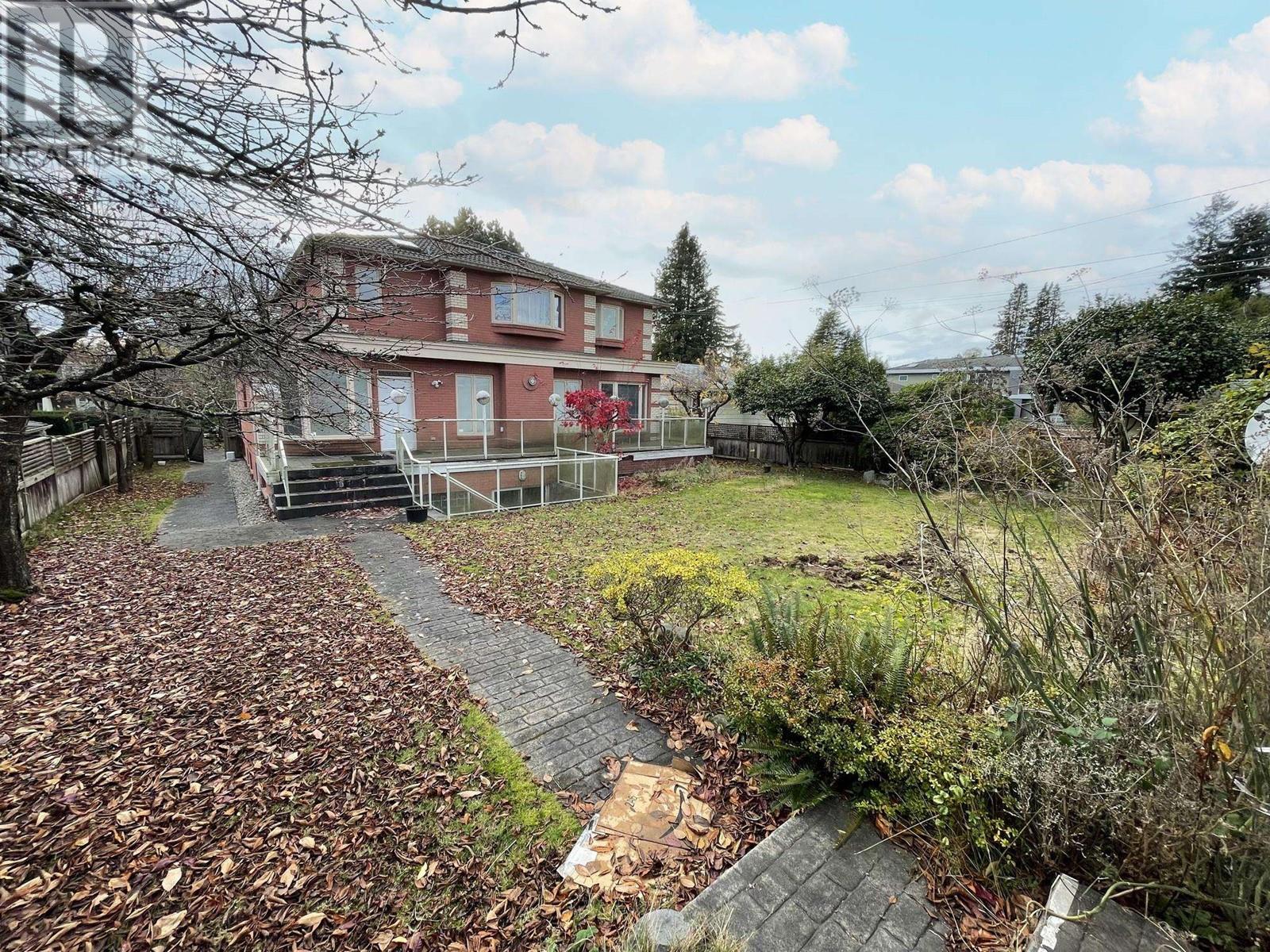 Listing Picture 10 of 15 : 2123 W 57TH AVENUE, Vancouver / 溫哥華 - 魯藝地產 Yvonne Lu Group - MLS Medallion Club Member