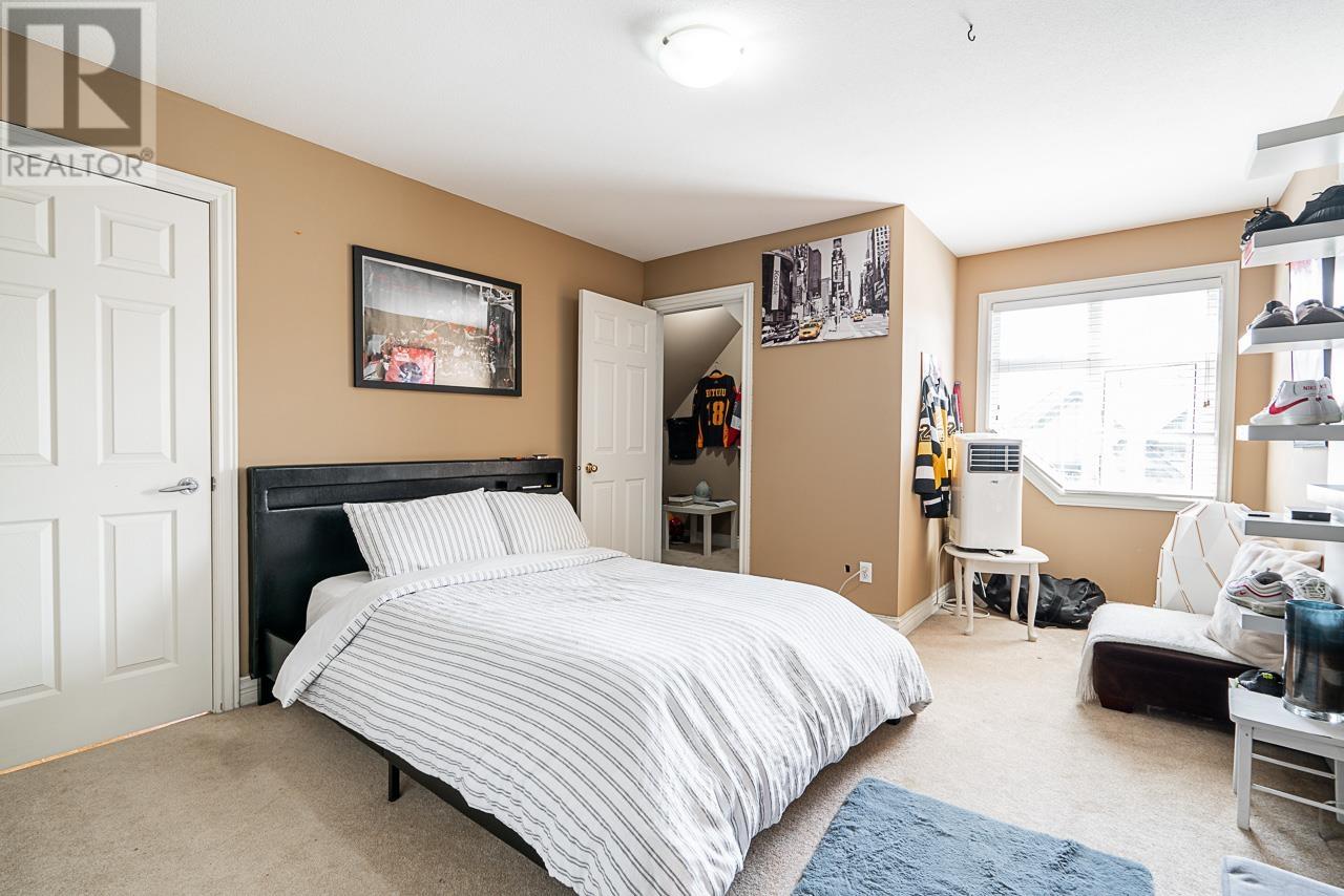 19243 Fieldstone Walk, Pitt Meadows, British Columbia  V3Y 2X1 - Photo 15 - R2941907