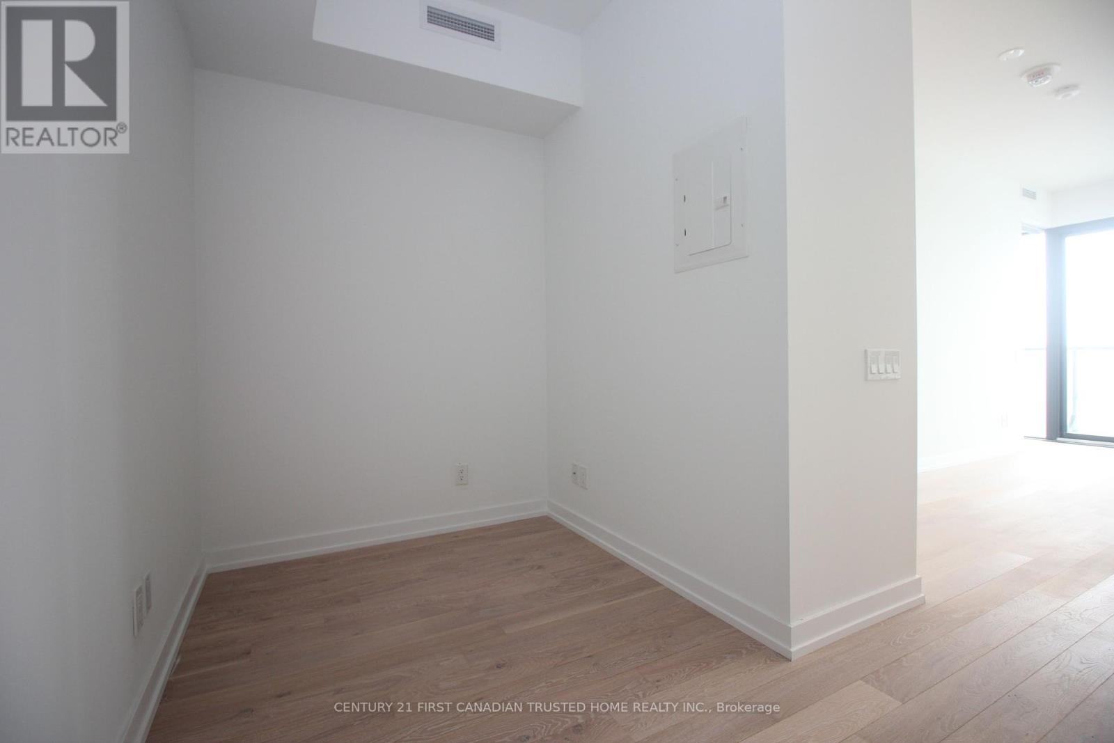 3612 - 161 Roehampton Avenue, Toronto, Ontario  M4P 1P9 - Photo 10 - C10929598