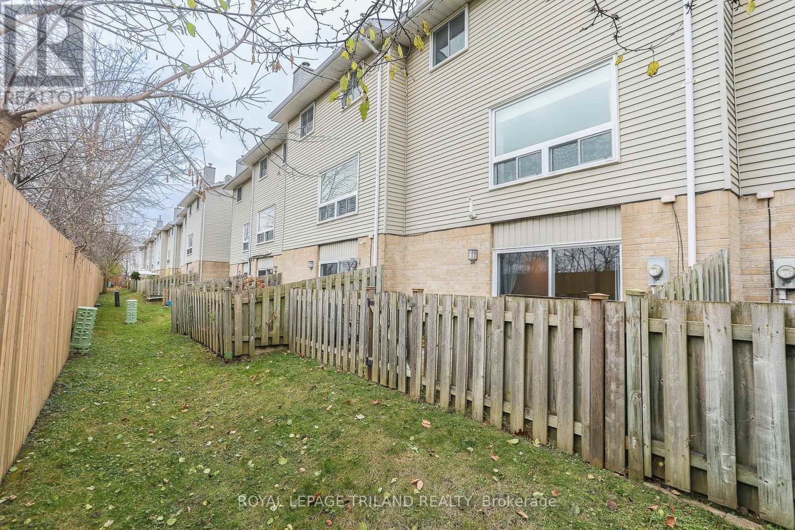 26 - 1990 Wavell Street, London, Ontario  N5V 4N5 - Photo 37 - X10929126