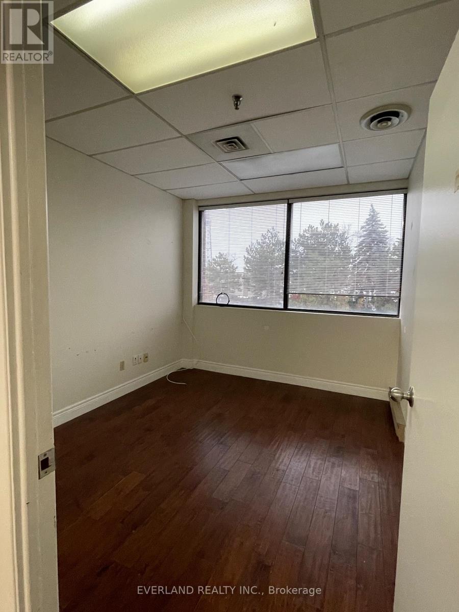 221-222 - 3447 Kennedy Road, Toronto, Ontario  M1V 3S1 - Photo 4 - E10929386