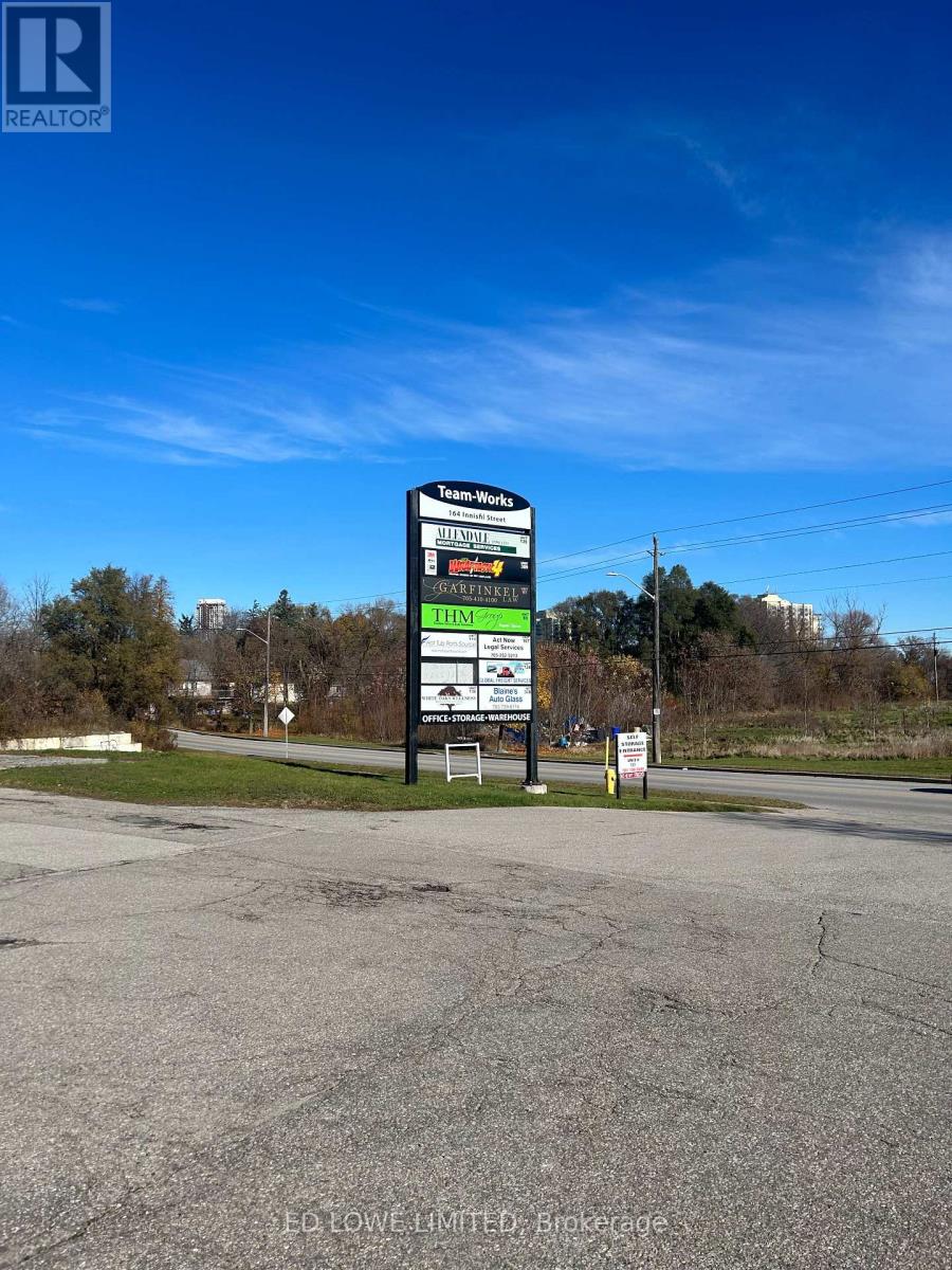 100 - 164 INNISFIL STREET, Barrie, Ontario
