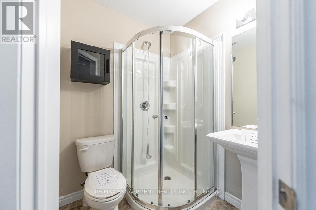 Property at 63 CROSSINGS WAY image 4