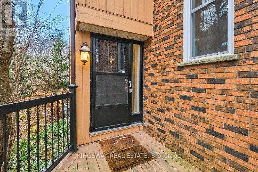 742 Mooney's Bay Place, Ottawa, Ontario  K1V 9R2 - Photo 3 - X10929425