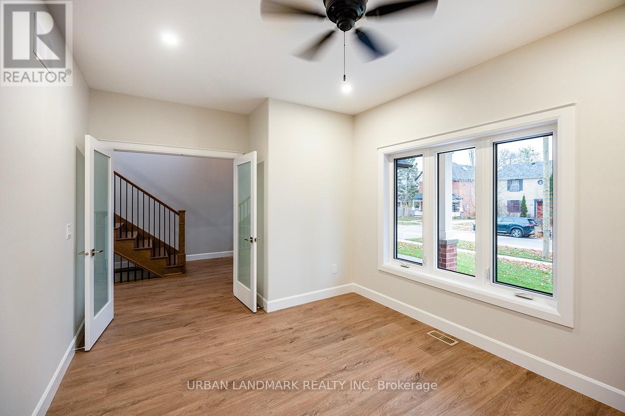 214 Aberdeen Avenue, Peterborough (Northcrest), Ontario  K9H 3Y1 - Photo 8 - X10929572