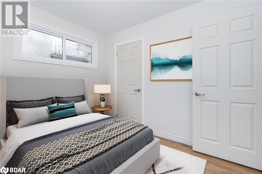 18 Queen Street W, Elmvale, Ontario  L0L 1P0 - Photo 9 - 40680631